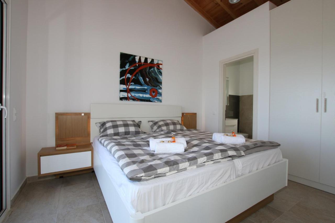 Sunset Sea View Villa 6 Арилас Екстериор снимка