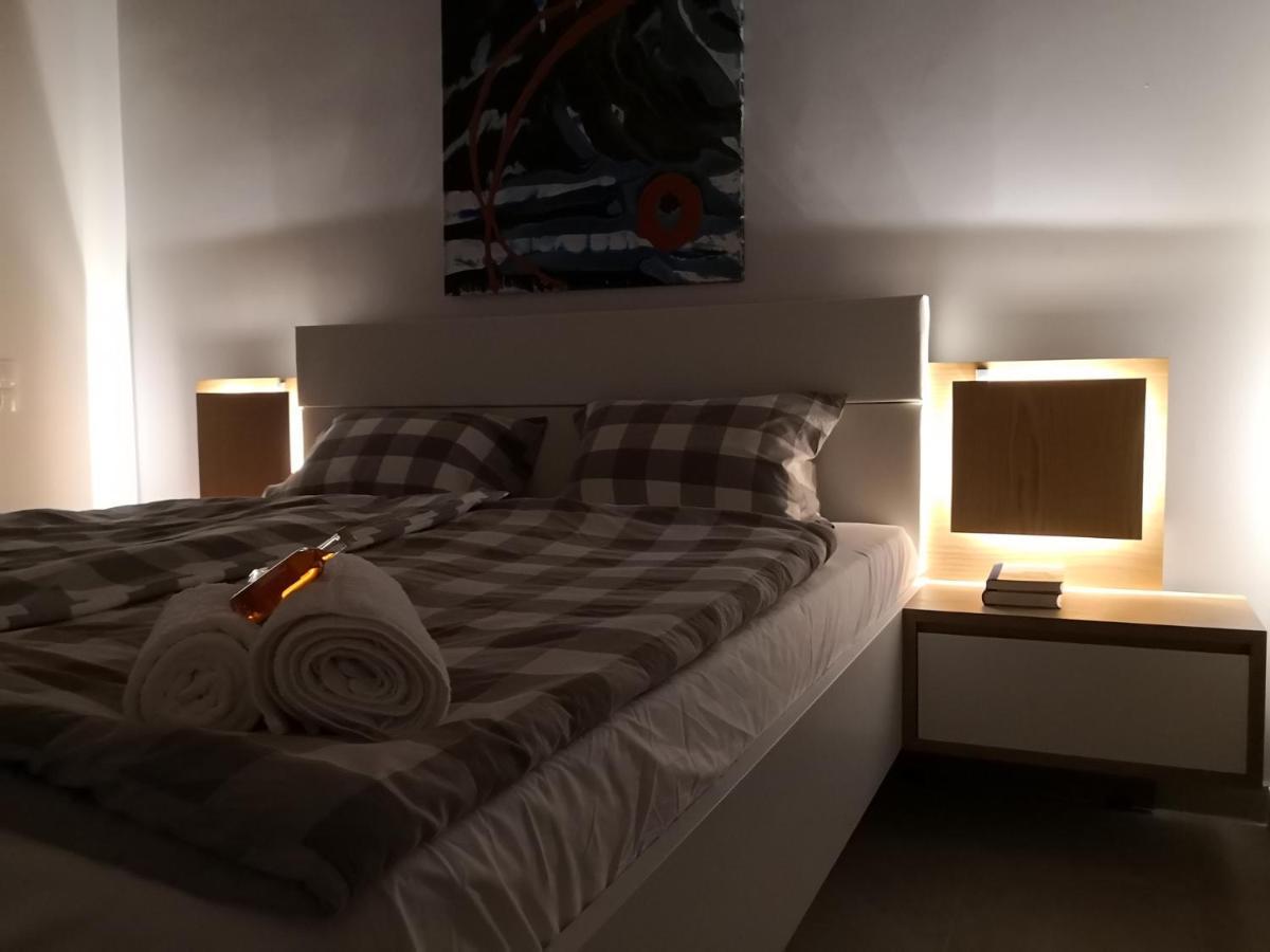 Sunset Sea View Villa 6 Арилас Екстериор снимка